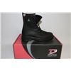 Image 1 : DYNAMIC STEEL TOED SAFTY BOOTS SZ 7