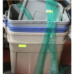 RUBBERMAID TOTES W/ LIDS X4