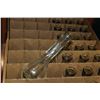 Image 1 : CARTON OF BUD VASES