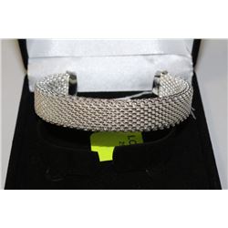 SILVER OVAL THICK BRACELET