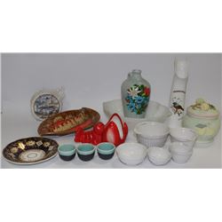 TRAY OF ASSORTED CHINA & PORCELAIN