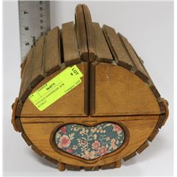VINTAGE HANDMADE SEWING BASKET