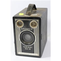 BROWNIE VINTAGE CAMERA & OTHER CAMERA
