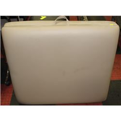 FOLDING MASSAGE TABLE ON CHOICE-BEIGE