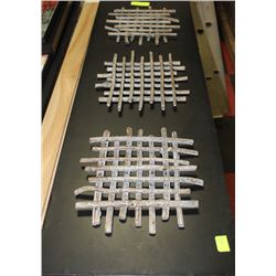 SHOWHOME TWIG PICTURE