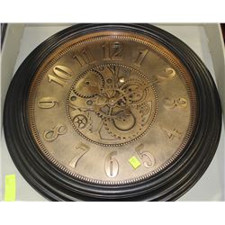 SHOWHOME DECORATIVE CLOCK