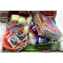 FLAT OF ASSORTED KITCHENWARE