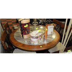 PUB TABLE WITH 4 BAR STOOLS