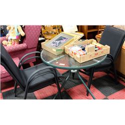 PATIO TABLE & 4 CHAIRS
