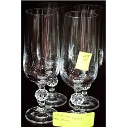 SET OF 4 CRYSTAL WINE GLASSES