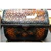 Image 1 : DECORATIVE METAL TRUNK