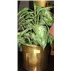 Image 1 : LARGE COPPER POT W/ ARTIFICAL SHRUB