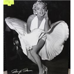 MARYLIN MONROE WALL HANGING