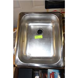 STAINLESS STEEL SINK
