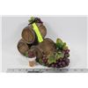 Image 1 : GRAPE BARREL WINE BOTTLE HOLDER