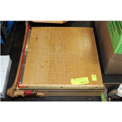 PAPER CUTTER
