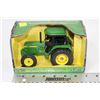 Image 1 : JOHN DEERE 3140 MFWD TRACTOR DIE CAST MODEL