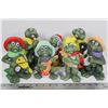 Image 1 : TRAY OF ASSORTED FROG FIGURINES