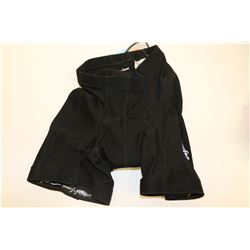 SHEBEEST CYCLING SHORTS