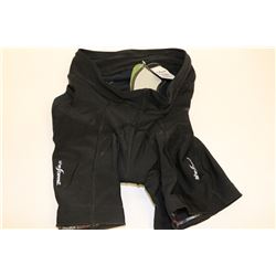 SHEBEEST CYCLING SHORTS