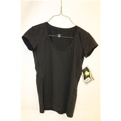 SHEBEEST WOMENS SPALUXE SCOOP T-SHIRT