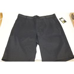 NIKE MENS INNOVATION GOLF SHORTS