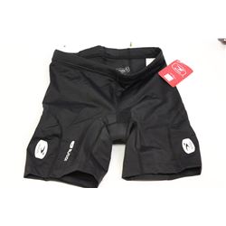 SUGOI WOMEN'S TRI PKT SHORTS