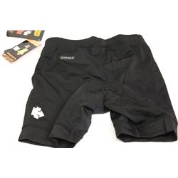 DESCENTE WOMEN'S WAVE TRI SHORTS