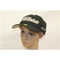 TITLEIST PRO V1 CAP