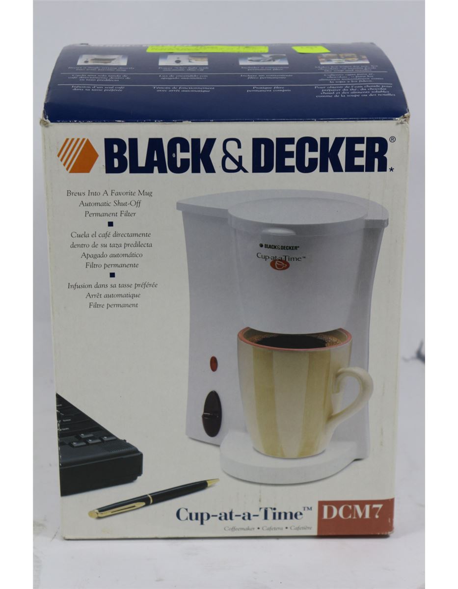 BLACK & DECKER "CUP AT A TIME" COFFEE MAKER