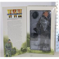 GERMAN FALLSCHIRMJAGER ACTION FIGURE WWII
