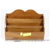 Image 1 : SOLID WOOD MAIL ORGANIZER