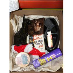 BOX W/ CAT FIGURINE & CAT ACCESSORIES