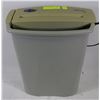 Image 1 : FELLOWES PAPER SHREDDER
