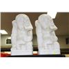 Image 1 : WHITE GARDEN STATUE X2