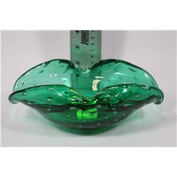 GREEN ART GLASS DISH