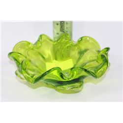 GREEN ART GLASS DISH