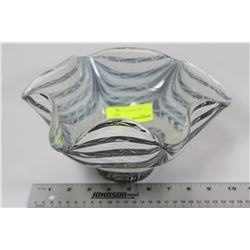 BLACK AND WHITE ART GLASS BOWL