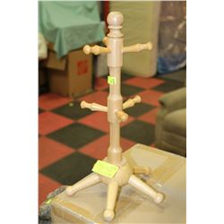 WOODEN COFFEE MUG TREE