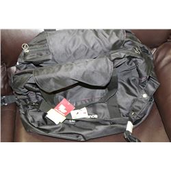 NEW BALANCE DUFFLE BAG