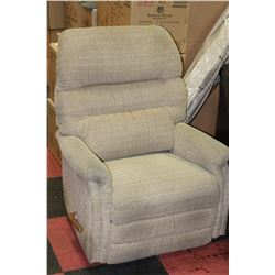 USED LAZY BOY RECLINER