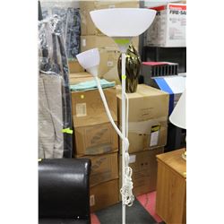 WHITE FLOOR LAMP
