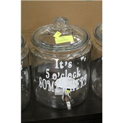 2 GALLON DRINK DISPENSER ON CHOICE: ITS 5 O'CLOCK