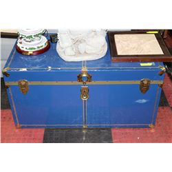 LARGE BLUE TRUNK-NO KEY
