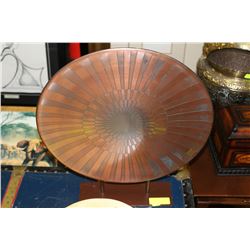 SHOWHOME DECORATIVE PLATE W STAND