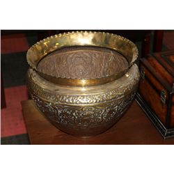 ANTIQUE SOLID BRASS FLOWER POT
