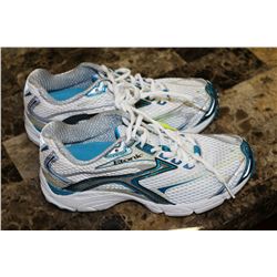 SIZE 6 YOUTH SHOES ON CHOICE: BLUE