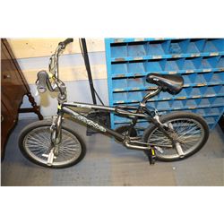 GT DYNO STUNT BIKE - BRAKES NEED ATTENTION