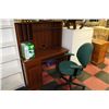 Image 1 : OFFICE DESK W HUTCH AND GREEN HYDRAULIC LIFT