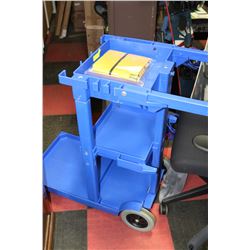 CLEANING CART WITH BAG